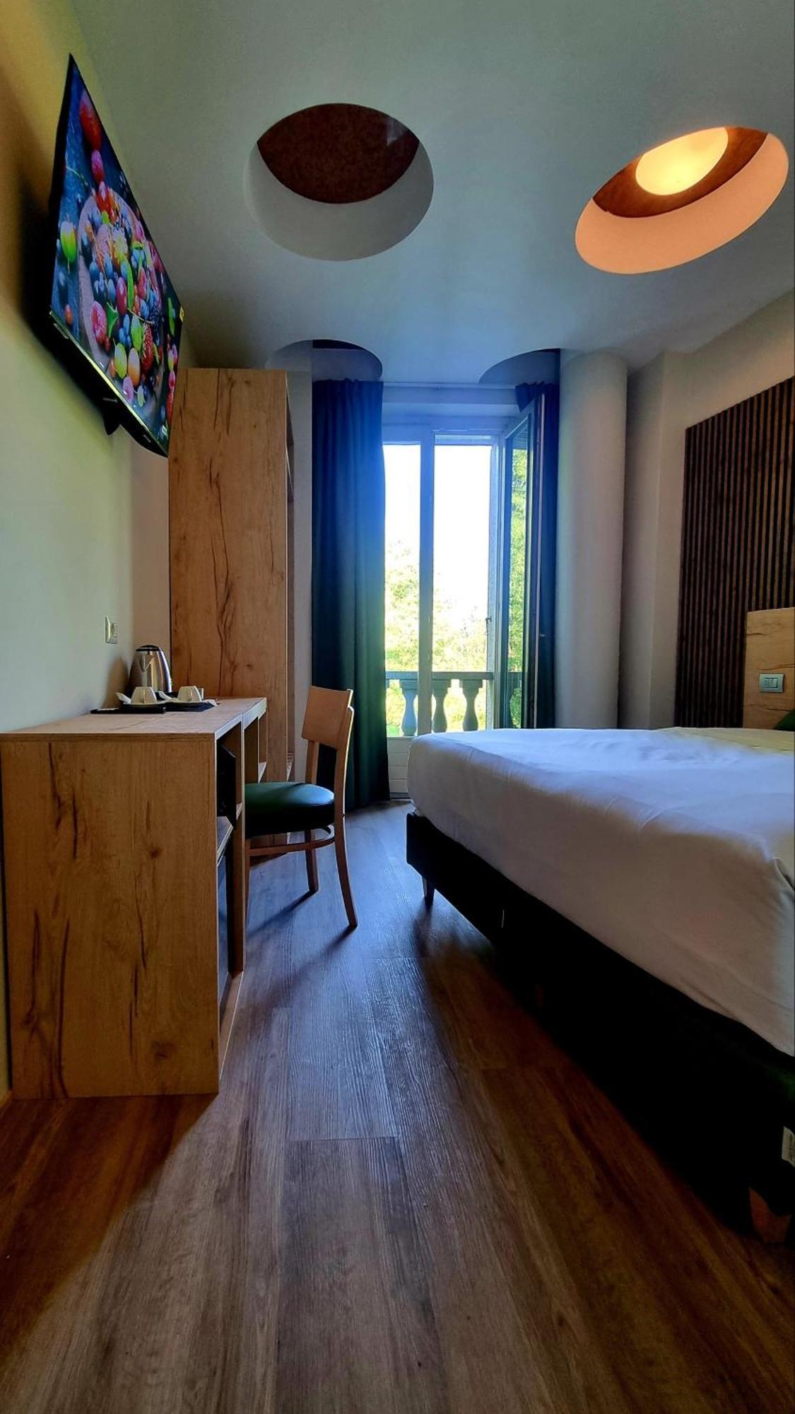 Botanique Hotel Vergani Fara Gera dʼAdda Extérieur photo